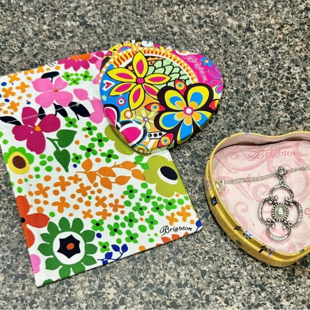 **NWT**  Brighton Bellissima Pendant Necklace - Picture 2 of 2